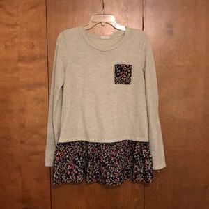 Grey shirt with floral peplum